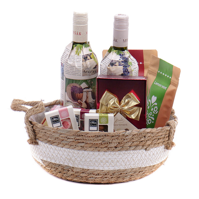 03000288_rattan-ajandekkosar-ket-matysaky-babaval