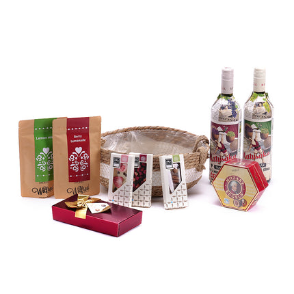 03000288_rattan-ajandekkosar-ket-matysaky-babaval