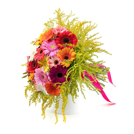 03000594_elit-szinu-gerberak-es-solidago-viragok