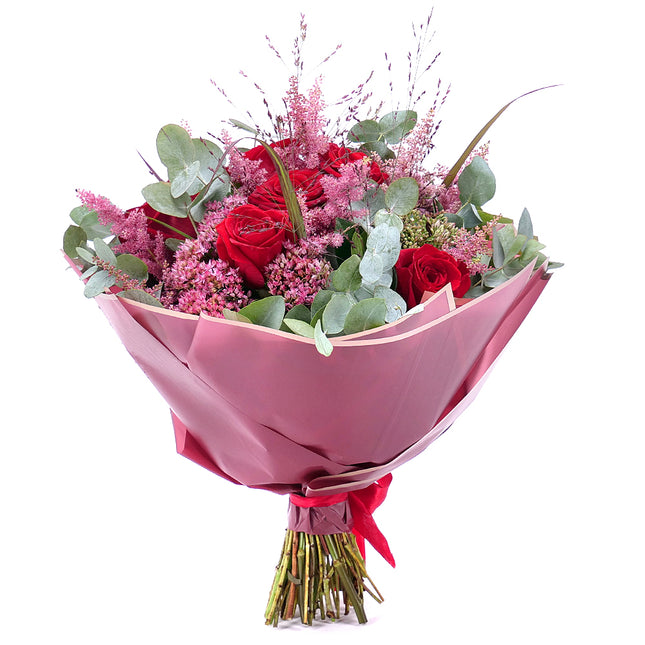 03000657_edes-voros-rozsak-es-astilbe
