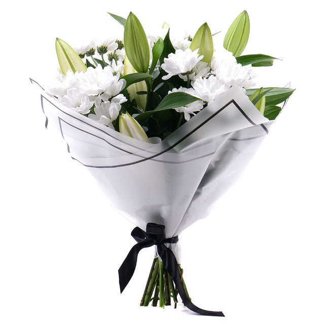 03001472_temetesi-csokor-feher-krizantembol-es-liliombol