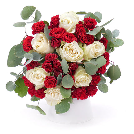 03001525_edes-voros-es-feher-rozsak-eukaliptusz