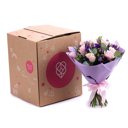 03001825_edes-rozsaszin-rozsak-lila-lisianthus