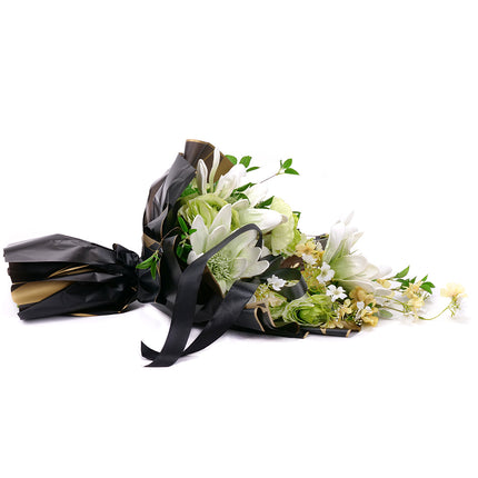 03001891_irigo-gyaszcsokor-zold-magnoliaval-rozsakkal-es-klematiszszal