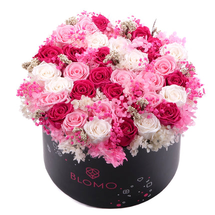 03001990_eterno-fekete-blomo-dobozban-l-preparalt-rozsak-hortenzia-es-gypsophila